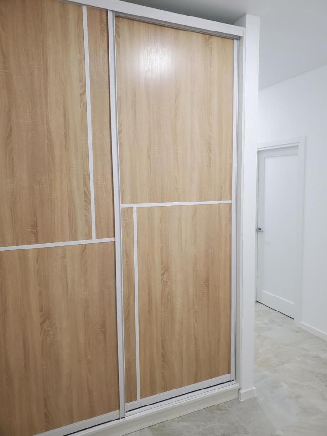 Vinna Просторі Апартаменти В Новобудові. Ternopil Luaran gambar