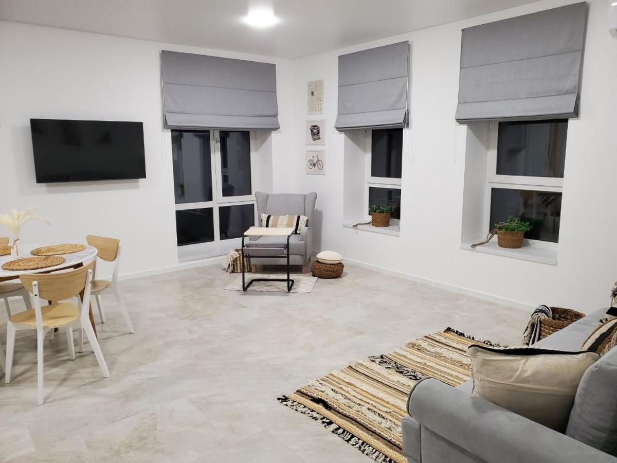 Vinna Просторі Апартаменти В Новобудові. Ternopil Luaran gambar